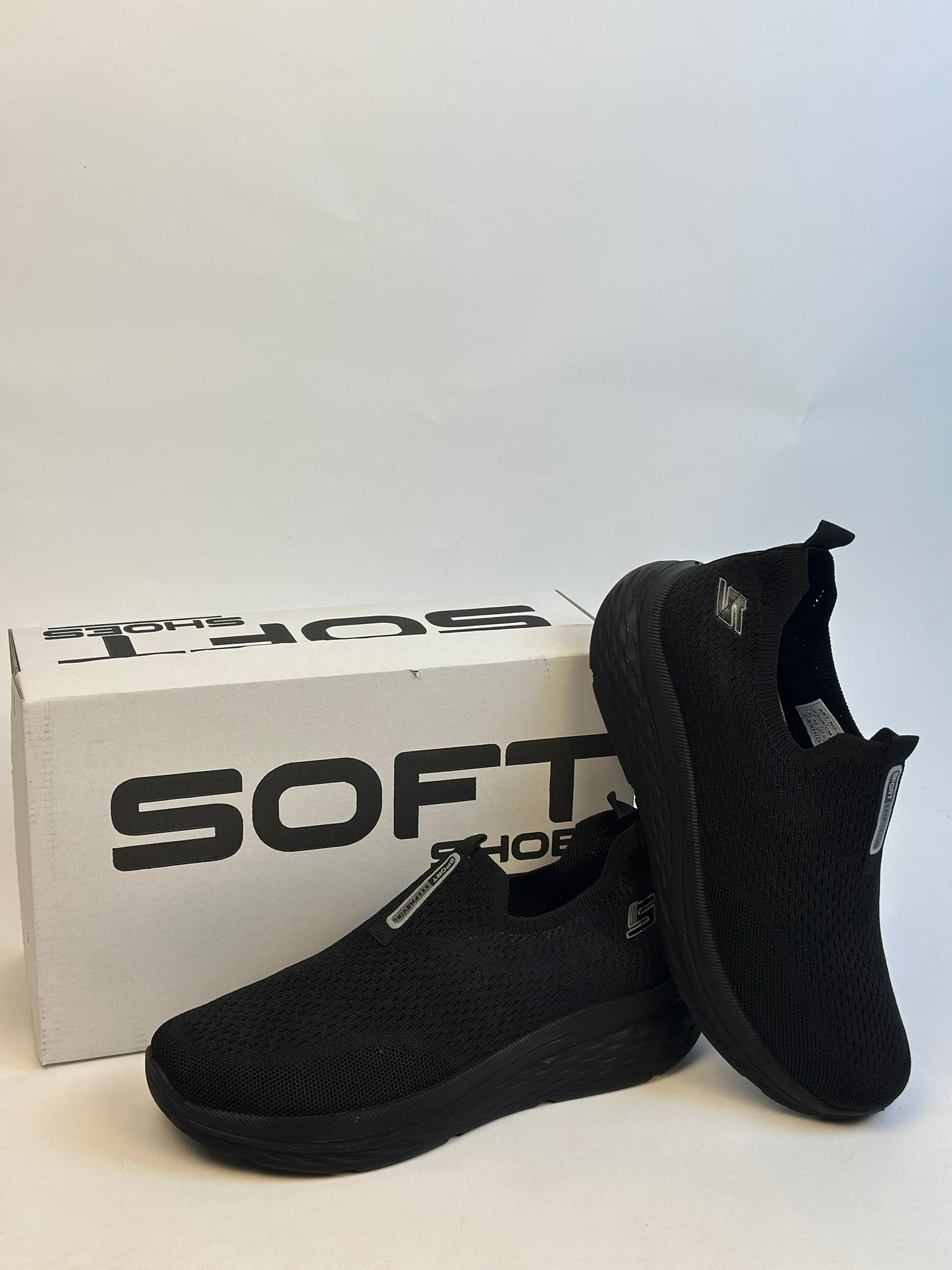 MOCCASIN SKECHERS